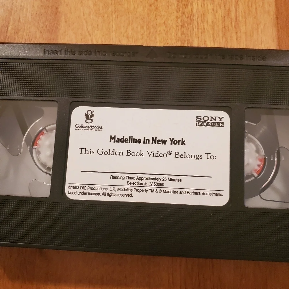 Madeline In New York VHS Tape 1999 Told by Christopher Plummer Kids Cartoon Show